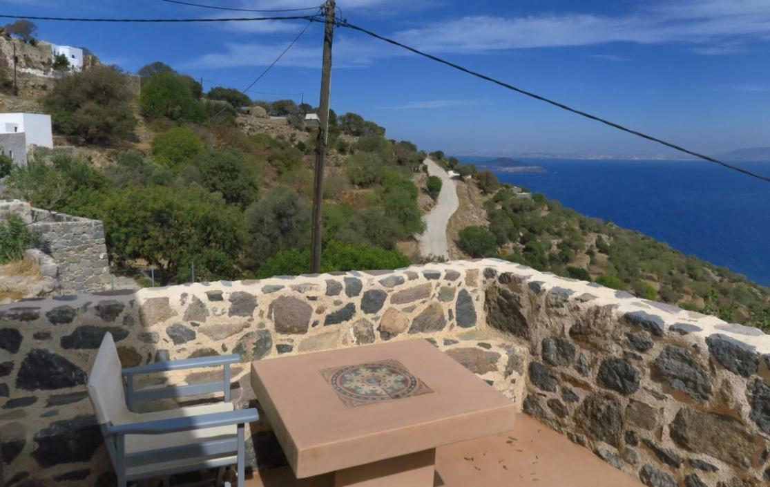 הוילה Emporeiós Moustafa Stone House מראה חיצוני תמונה
